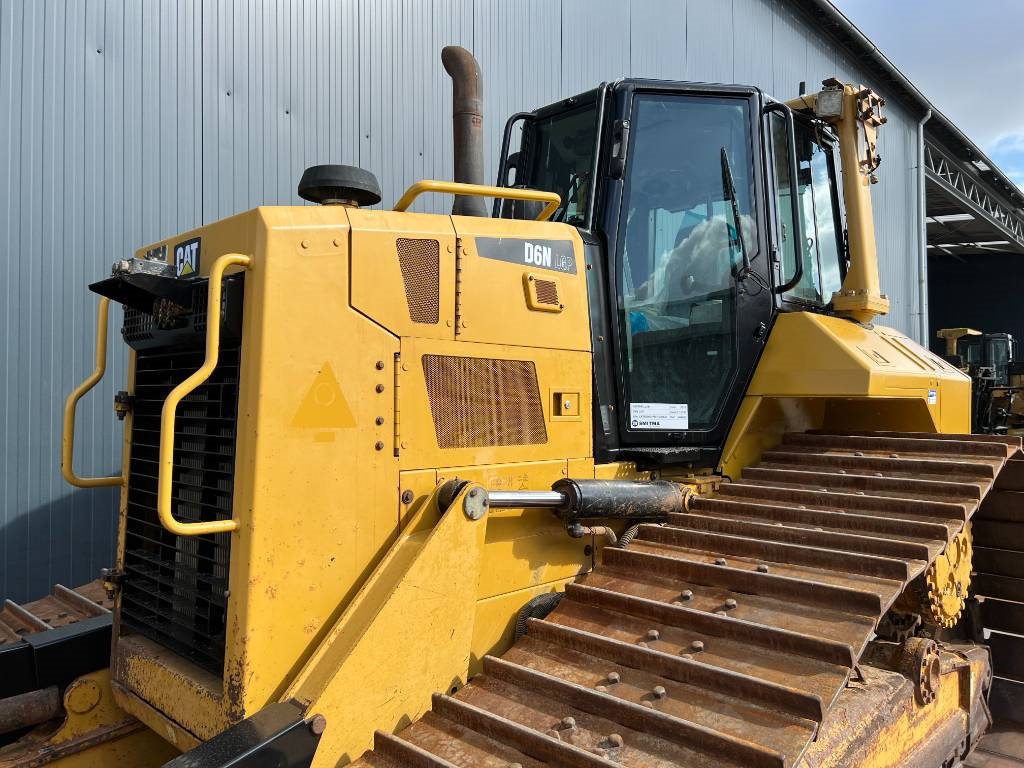 CAT D6N LGP 2016 208862 D6N LGP 2016 1 Dozers image 7