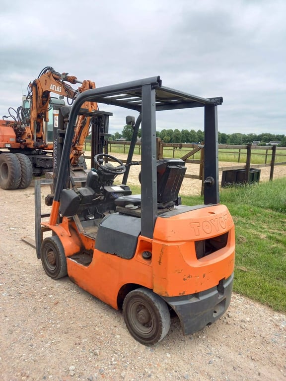 Forklift Toyota 02-7FD14 Diesel 1400kg 3.0m 02-7FD14 1 Forklift image 2