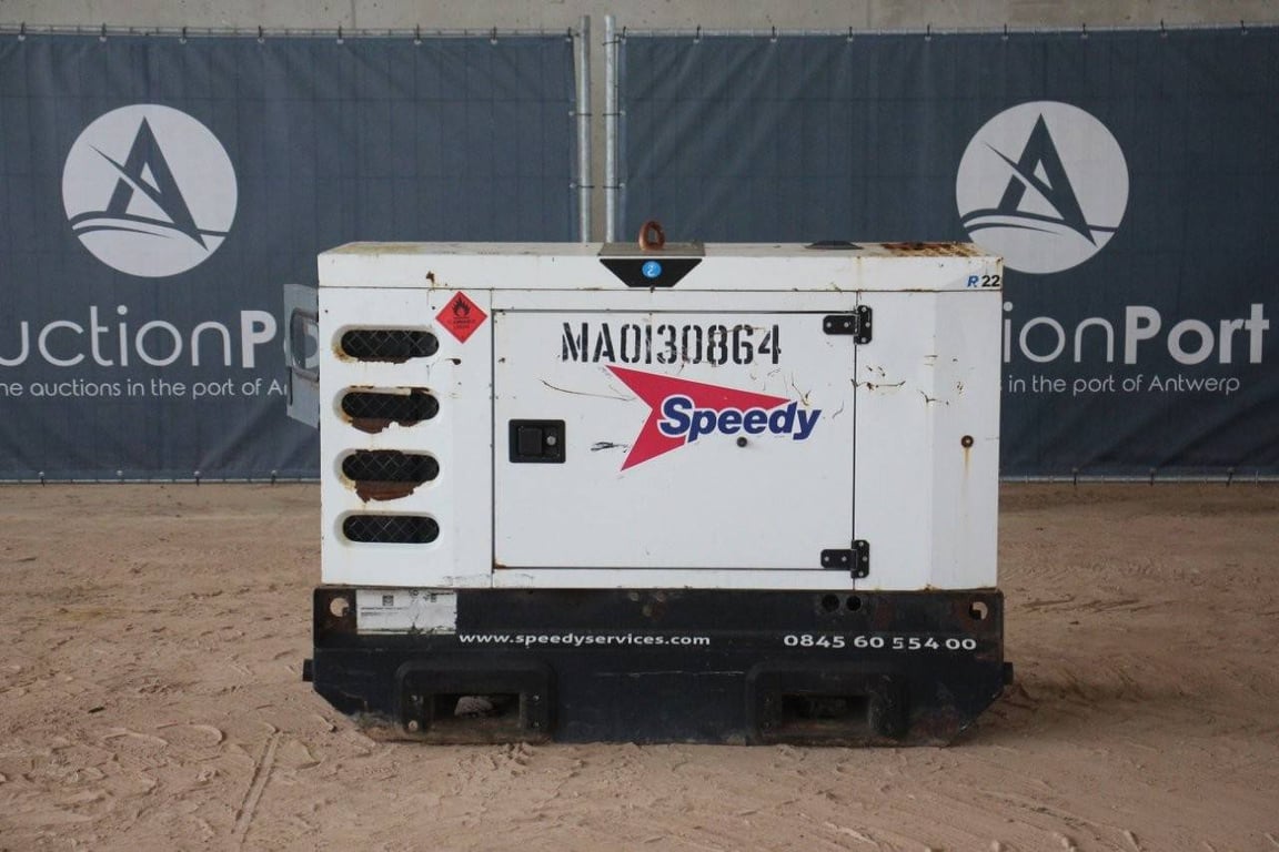 Generator SDMO R22C3 Diesel 2011 2011 SDMO R22C3 2011 1 Generators image 2