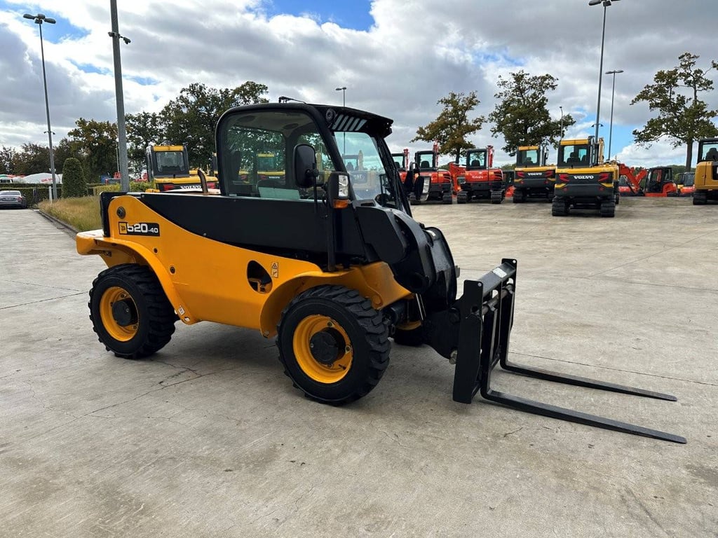 JCB 520-40 Diesel 36.3kW Telehandler 2018 2018 520-40 2018 1 image 4