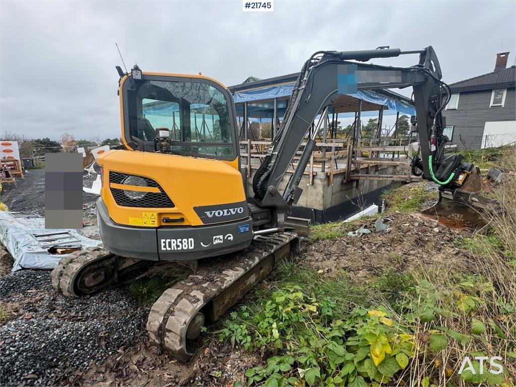 Volvo ECR58D Tracked Excavator with Tilt and Bucket 2018 21745 ECR58D Tracked Excavator with Tilt and Bucket 2018 1 Crawle...
