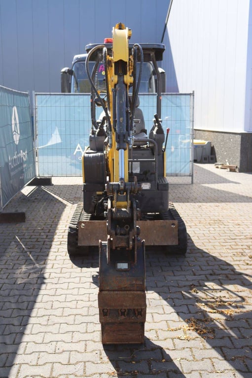 Mini excavator New Holland E17C Diesel 2021 2021 E17C 2021 1 image 8