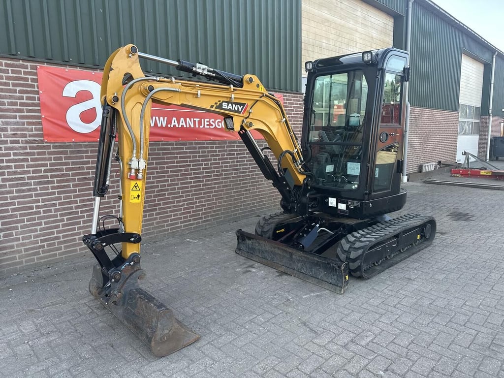 Sany SY26U Cabine - Gebruikt 2022 12432 SY26U Cabine - Gebruikt 2022 1 image 2