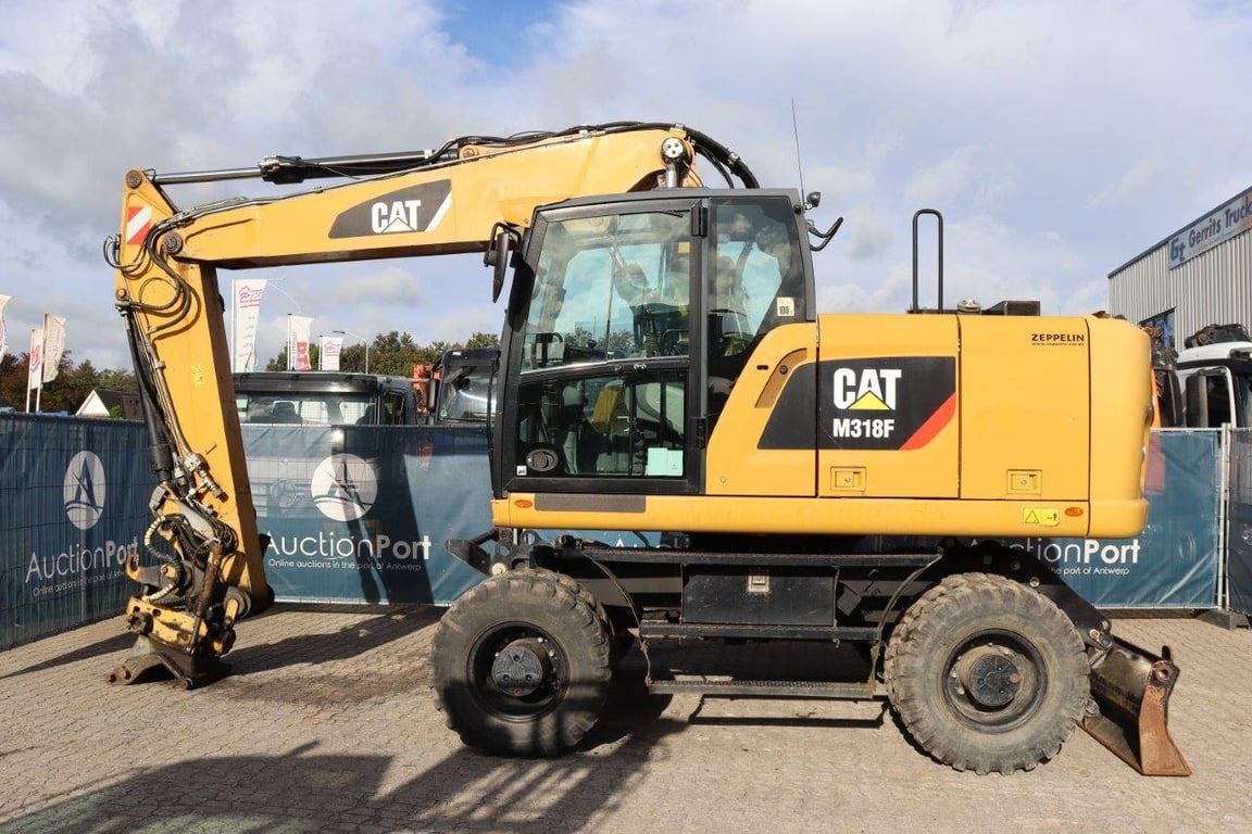 Wheel excavator Caterpillar M318F Diesel 2015 2015 M318F 2015 1 Wheel Loaders image 2
