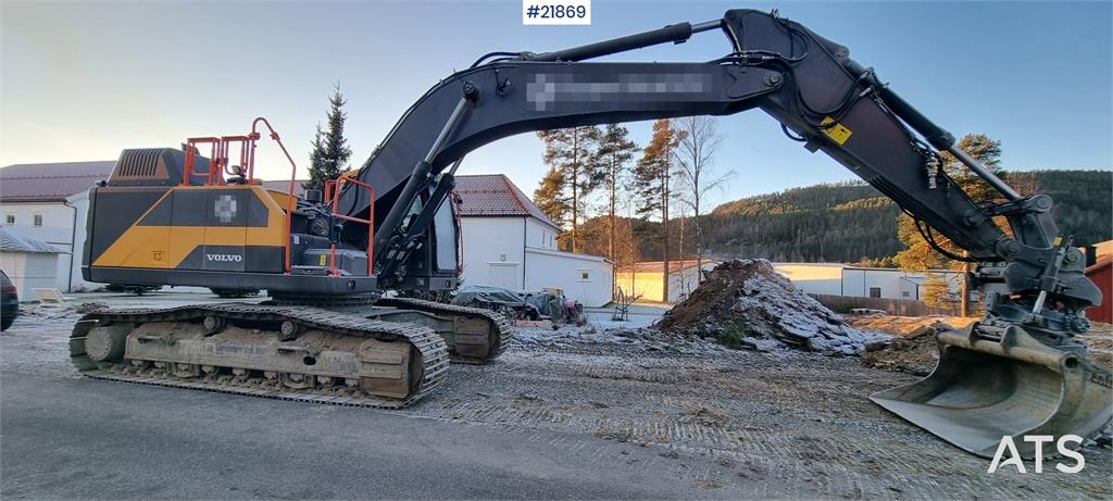 Volvo EC300el excavator w/ Toothed bucket, Sanding bucke 2024 21869 EC300el excavator w/ Toothed bucket, Sanding bucke 202...