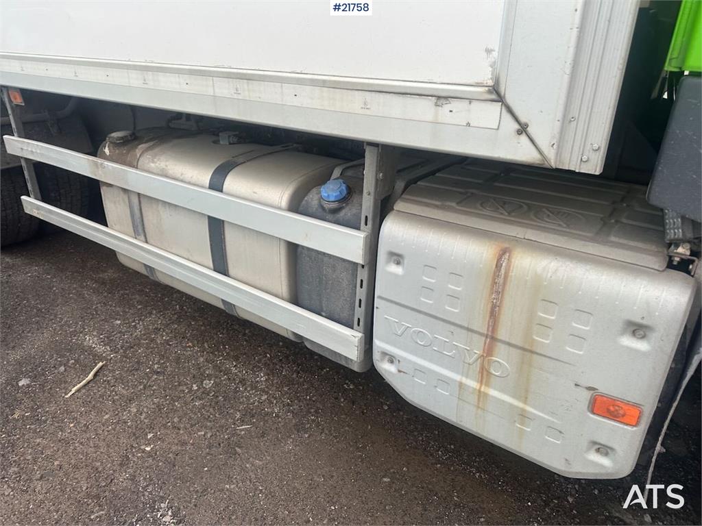 Volvo FM450 box truck 6x2 w/ full side opening, 2 zone u 2016 21758 FM450 box truck 6x2 w/ full side opening, 2 zone u 201...