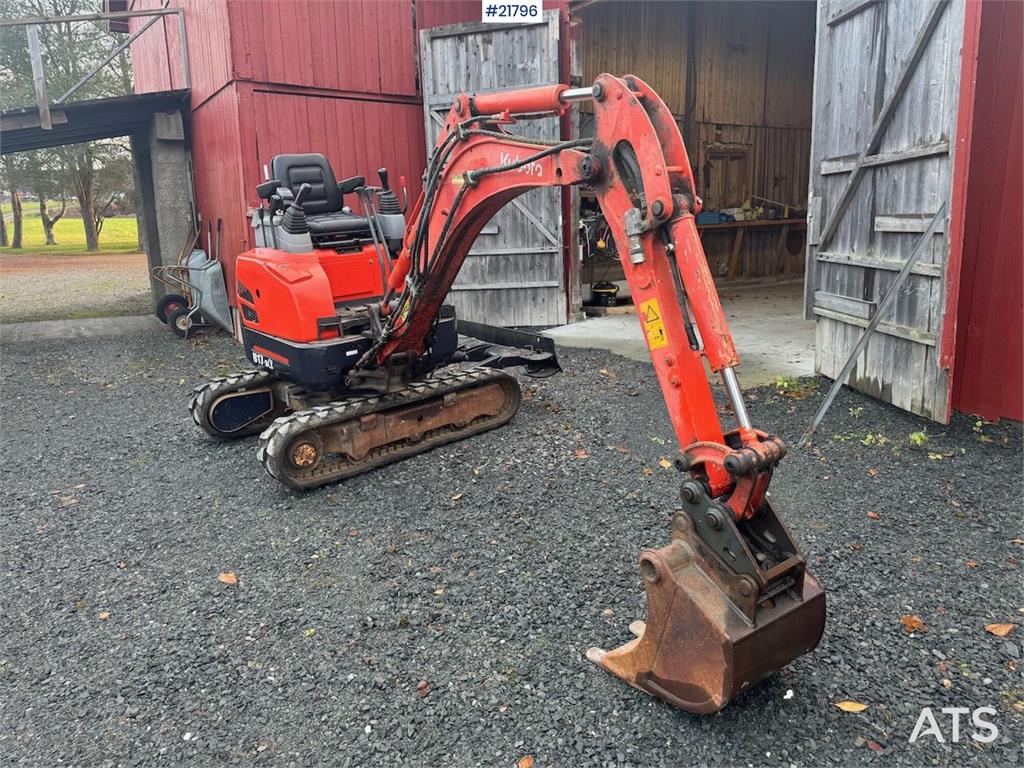 Kubota U17-3a Mini Excavator with Grading Bucket – Custom 2009 21796 U17-3a Mini Excavator with Grading Bucket – Custom 20...
