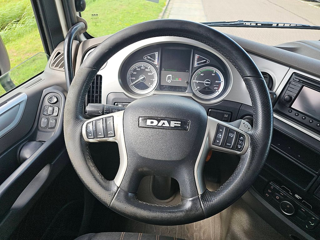 Heavy machinery product image - Image 10 of 15