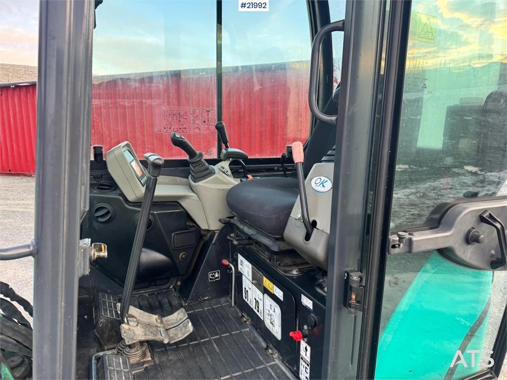 Kobelco SK18 Mini excavator w/ Powertilt, 3 buckets, rippe 2016 21992 SK18 Mini excavator w/ Powertilt, 3 buckets, rippe 2...
