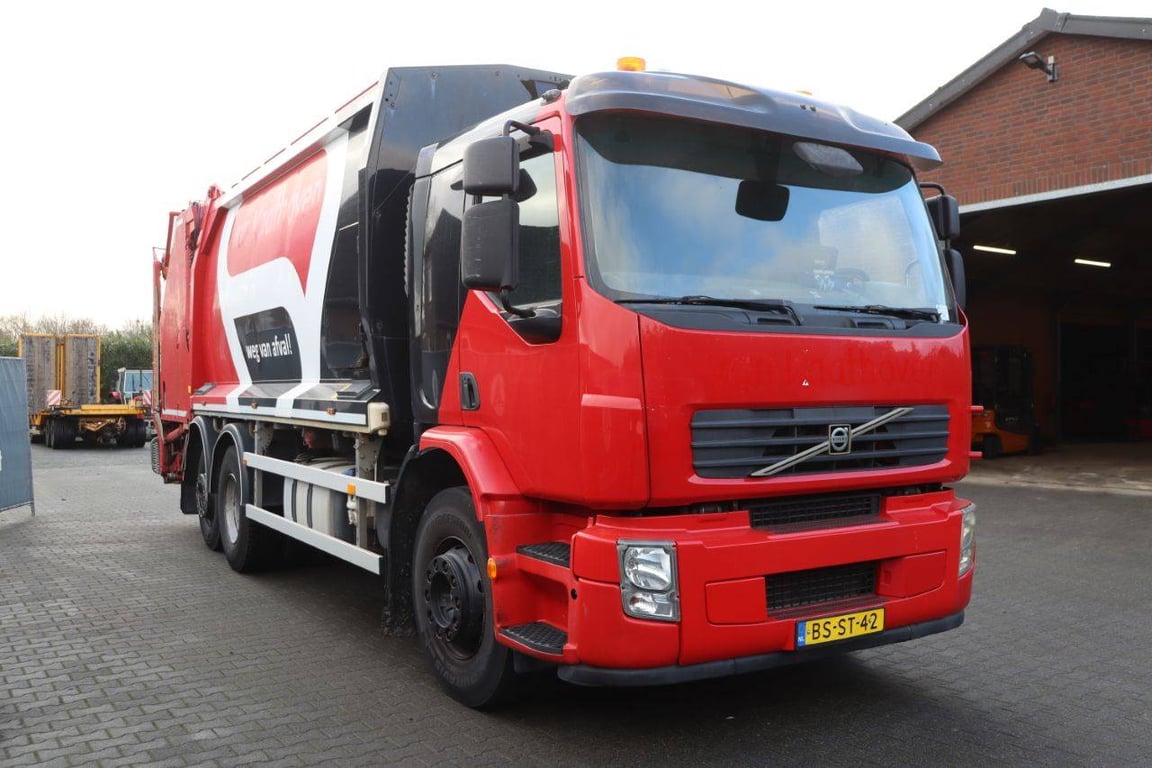 Waste collection truck Volvo FE S 6X2 R Diesel 2007 2007 FE S 6X2 R 2007 1 image 6