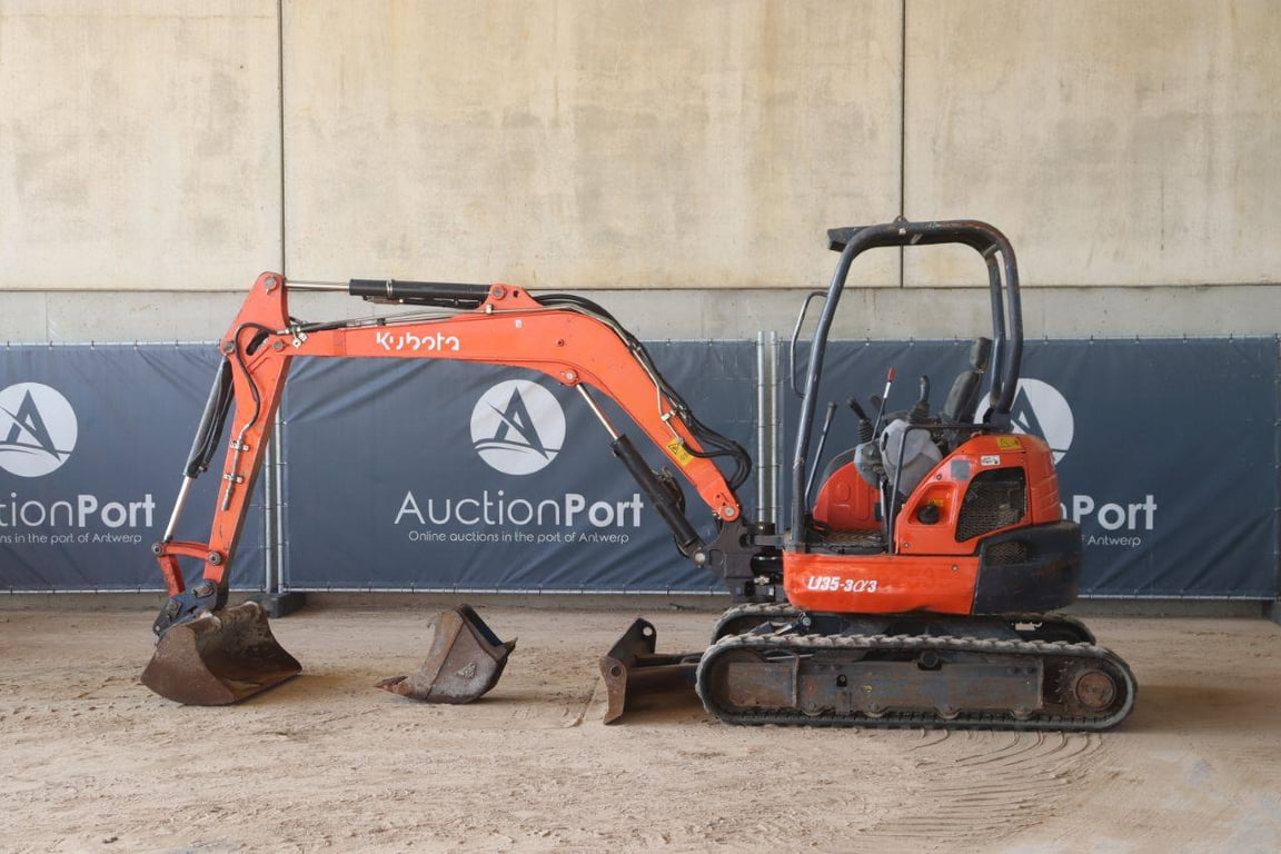 Crawler excavator Kubota U35-3a3 Diesel 22.9kW 2015 2015 U35-3a3 2015 1 Crawler Excavators image 2