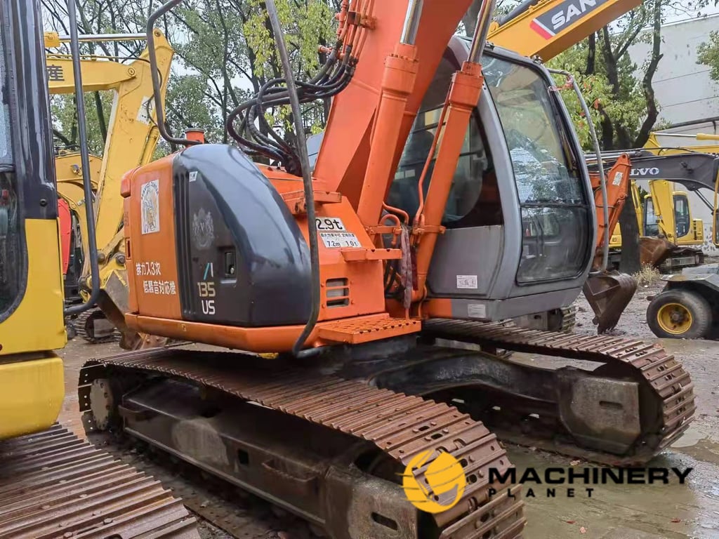 Hitachi ZX135US Crawler Excavator Good Condition for sale ZX135US 2019 1 Crawler Excavators image 4