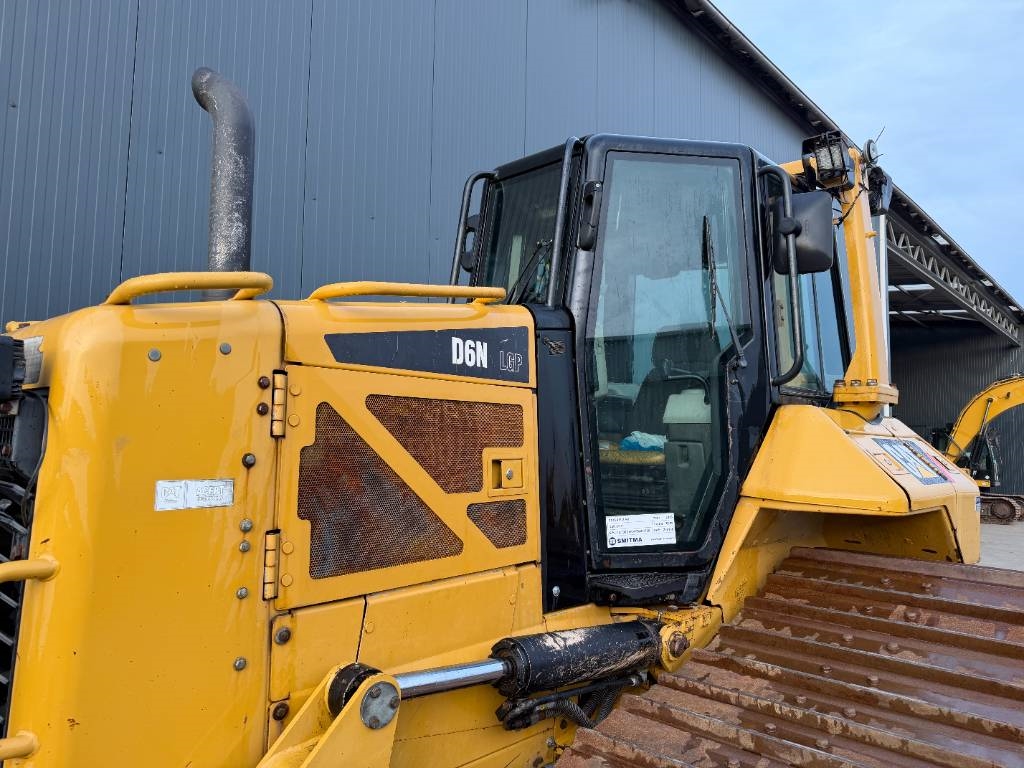 CAT D6N LGP 2013 208148 D6N LGP 2013 1 Dozers image 6