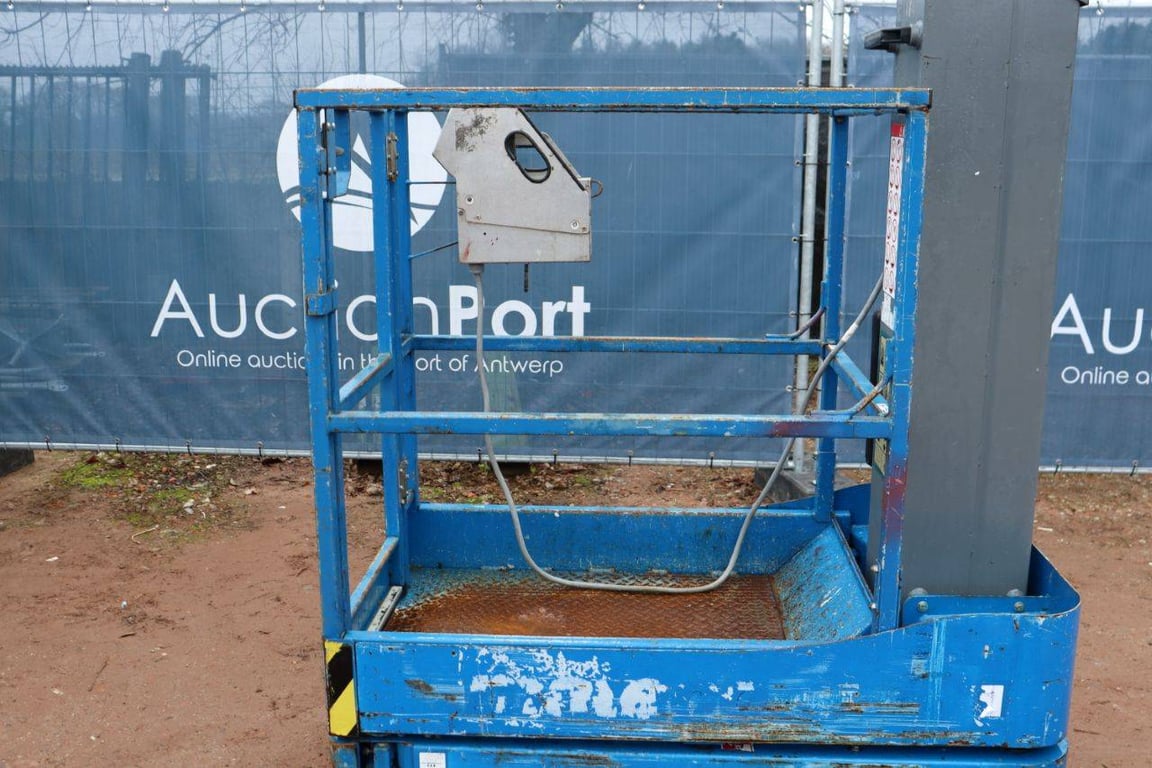 SkyJack SJ12 Electric Mast Lift 5.66m 2015 2015 SJ12 2015 1 image 10