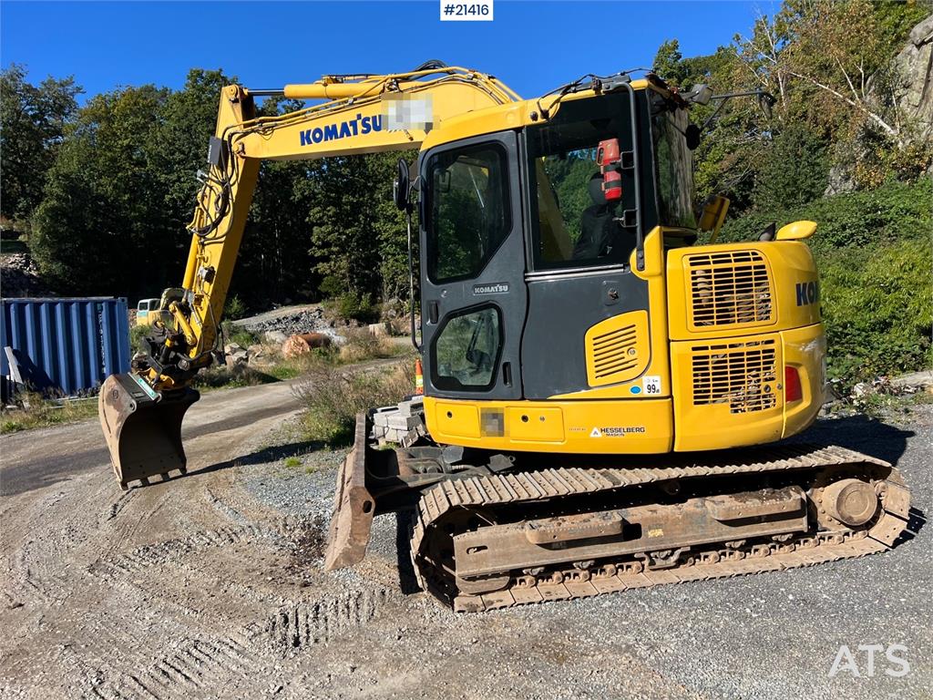 Komatsu PC78us Excavator w/ Rototilt, sanding bucket, narr 2015 21416 PC78us Excavator w/ Rototilt, sanding bucket, narr 2...