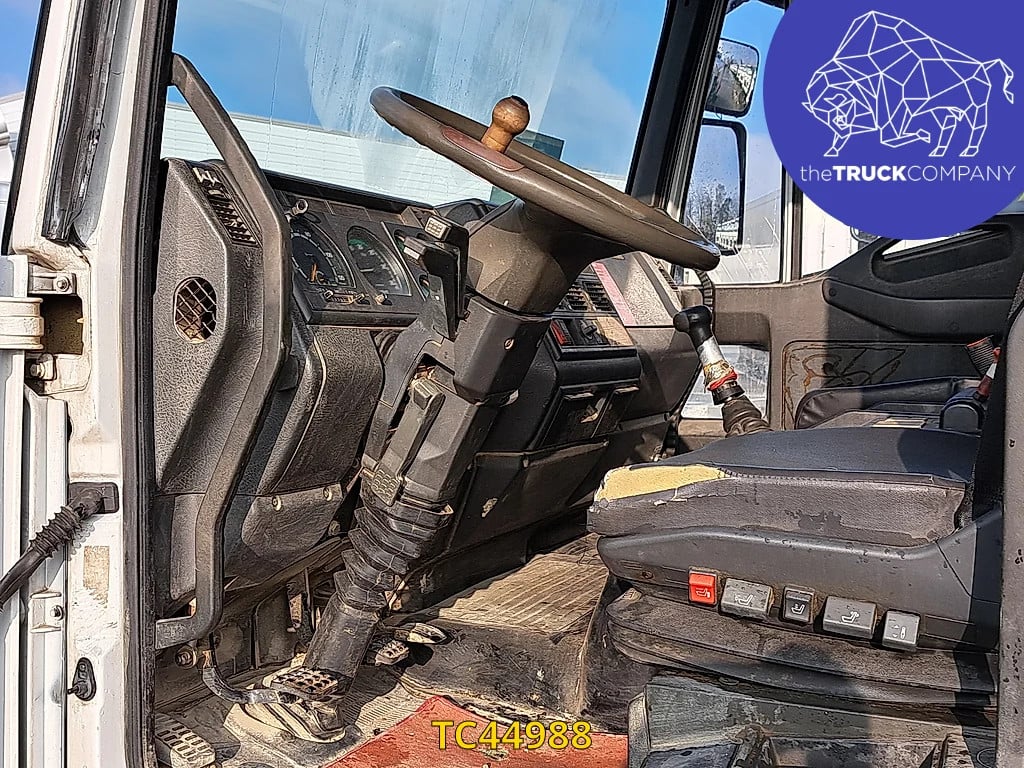 Iveco EuroCargo 120 E18 2003 TC44988 EuroCargo 120 E18 2003 1 image 14