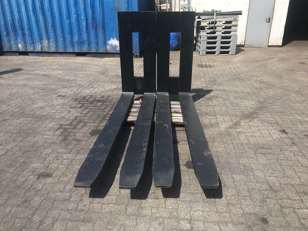 Vetter 18.000kg @1200mm 2017 DIV1262 Vetter 18.000kg @1200mm 2017 1 image 2