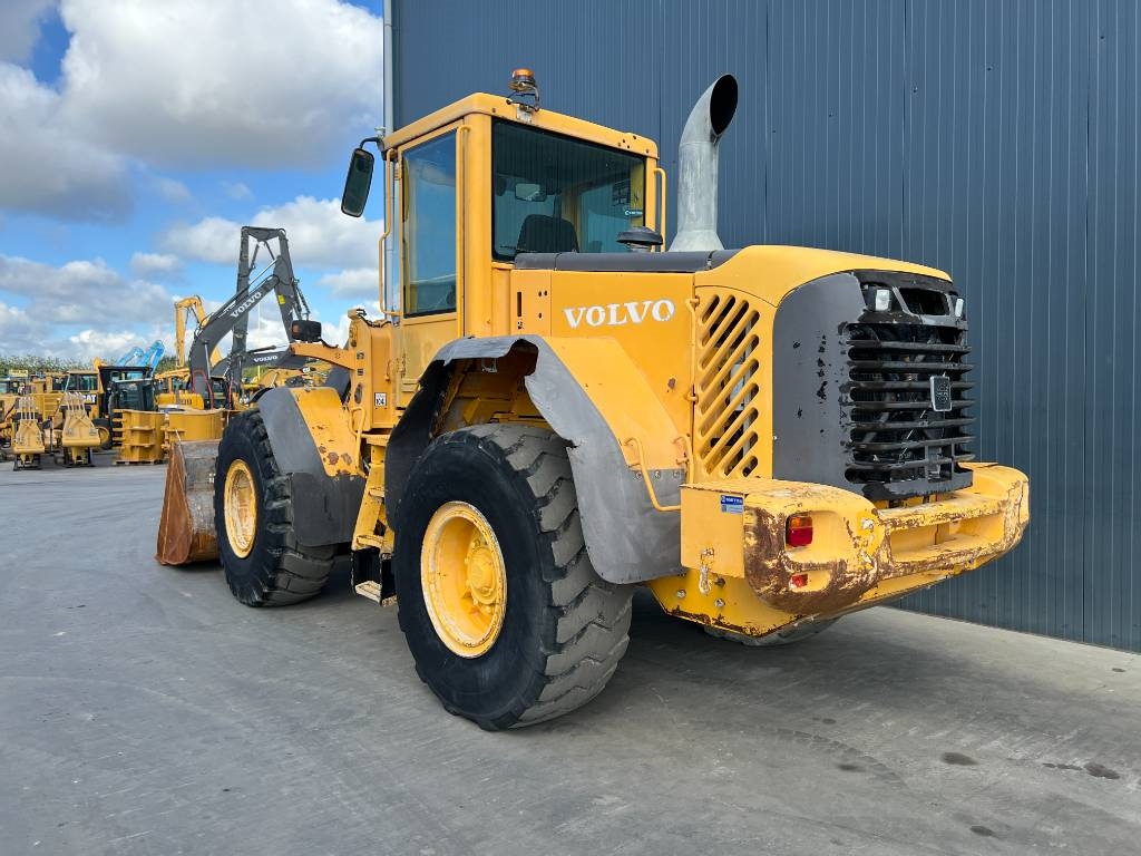 Volvo L60E 2004 208857 L60E 2004 1 Wheel Loaders image 3