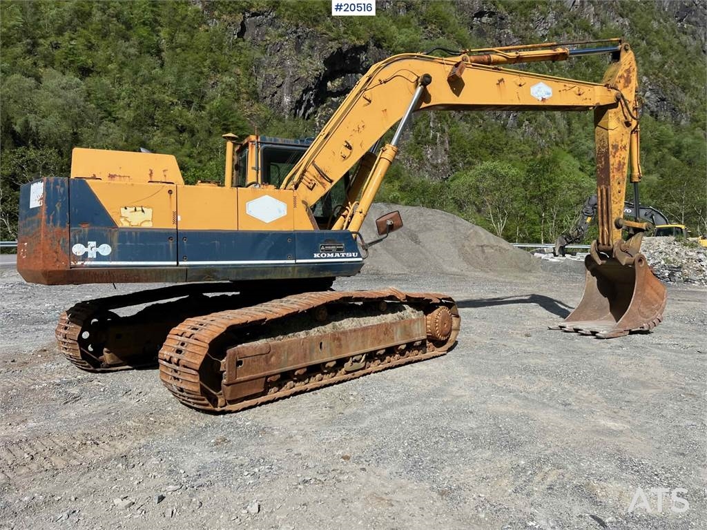 Komatsu PC200-3 Excavator W/ Toothed Bucket. WATCH VIDEO 1998 20516 PC200-3 Excavator W/ Toothed Bucket. WATCH VIDEO 1998 ...