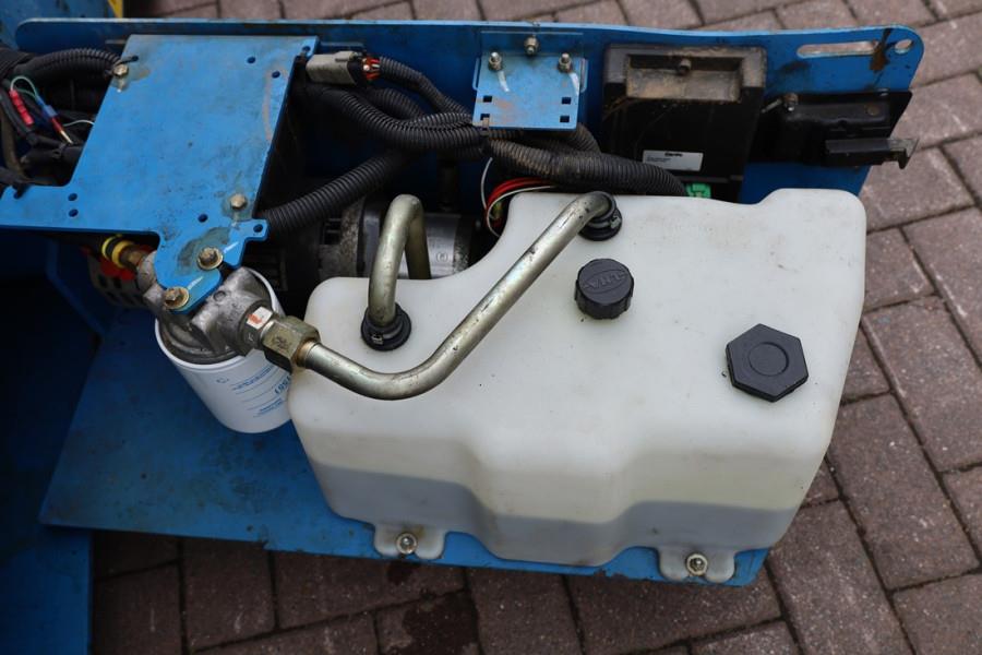 Genie GS3232 Hydraulic Outriggers, Electric, 11.75m Work 2013 GENIE - GS3232 - 90044 GS3232 Hydraulic Outriggers, Electric...