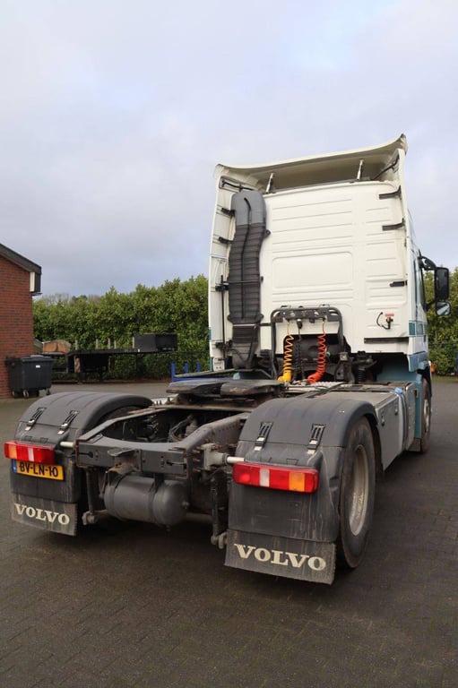 Chassis Cabin Volvo FM 390 Diesel 2008 2008 FM 390 2008 1 image 5