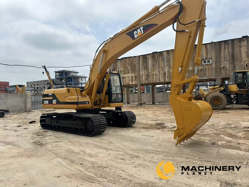 Caterpillar 320BL Used Crawler Excavator LOW PRICE 320BL 2019 1 Crawler Excavators image 8