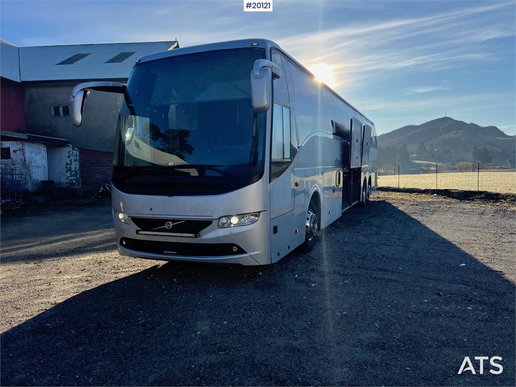 Volvo 9700 B11R Touring bus with seating for 13+1 and sl 2015 20121 9700 B11R Touring bus with seating for 13+1 and sl 201...