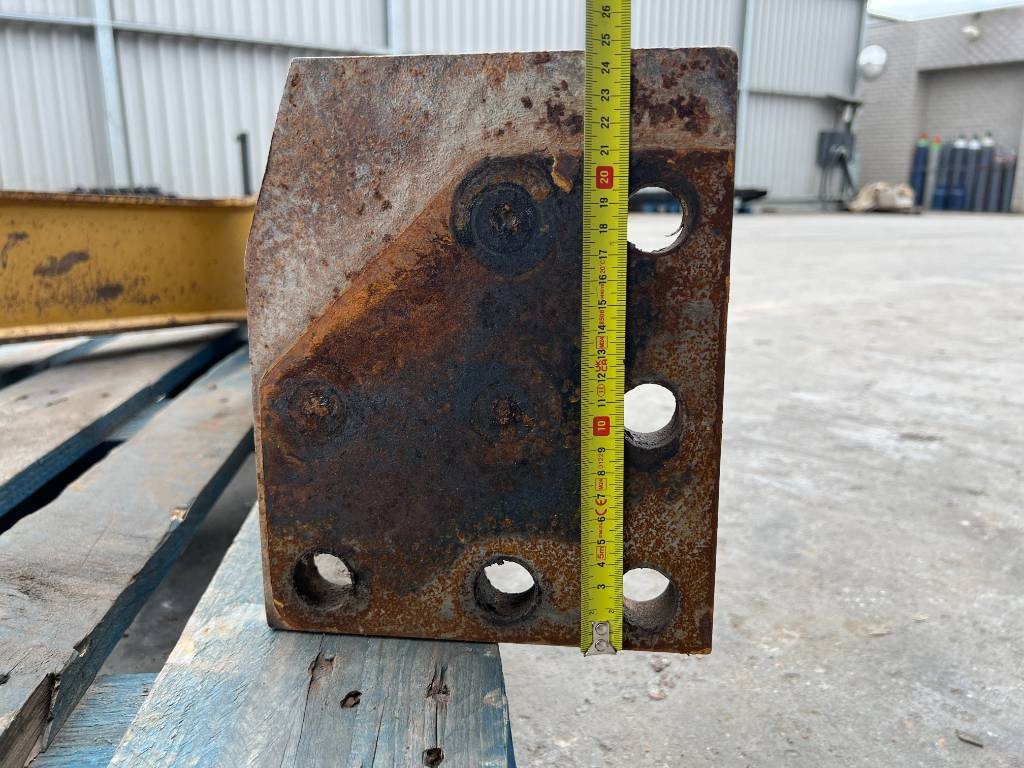 CAT D6H / D6R / D6T Zugtraverse / Trekhaak 907980 D6H / D6R / D6T Zugtraverse / Trekhaak 1 image 7