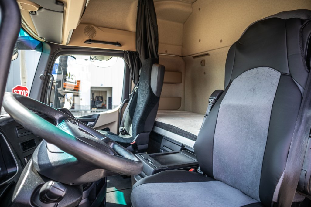 MERCEDES ACTROS 1845 LS 2017 E60366 ACTROS 1845 LS 2017 1 image 9