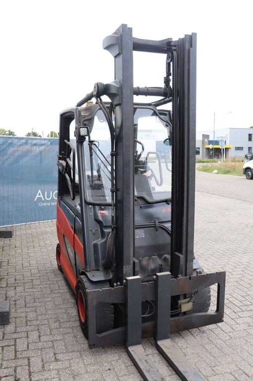 Forklift Linde E30HL-01/600 Electric 3000kg 2017 2017 E30HL-01/600 2017 1 Forklift image 7