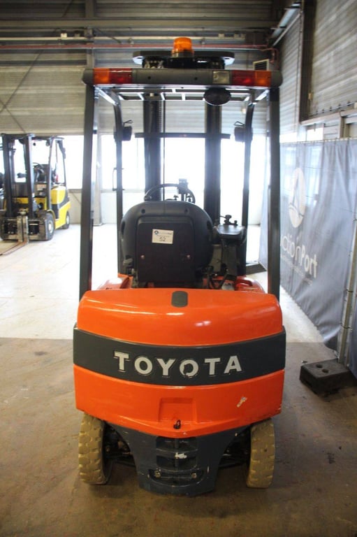 Forklift Toyota 7FBMF16 Electric 1360kg 6m 2006 2006 7FBMF16 2006 1 Forklift image 4