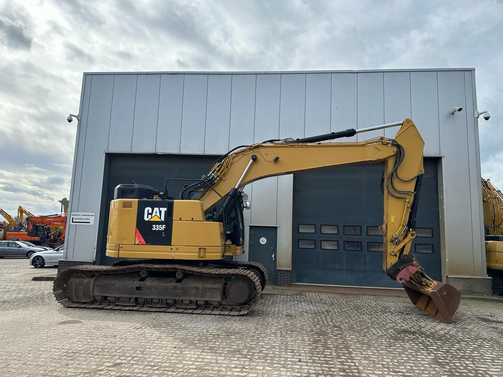 Caterpillar 335F L CR 2016 00032694 335F L CR 2016 1 image 6