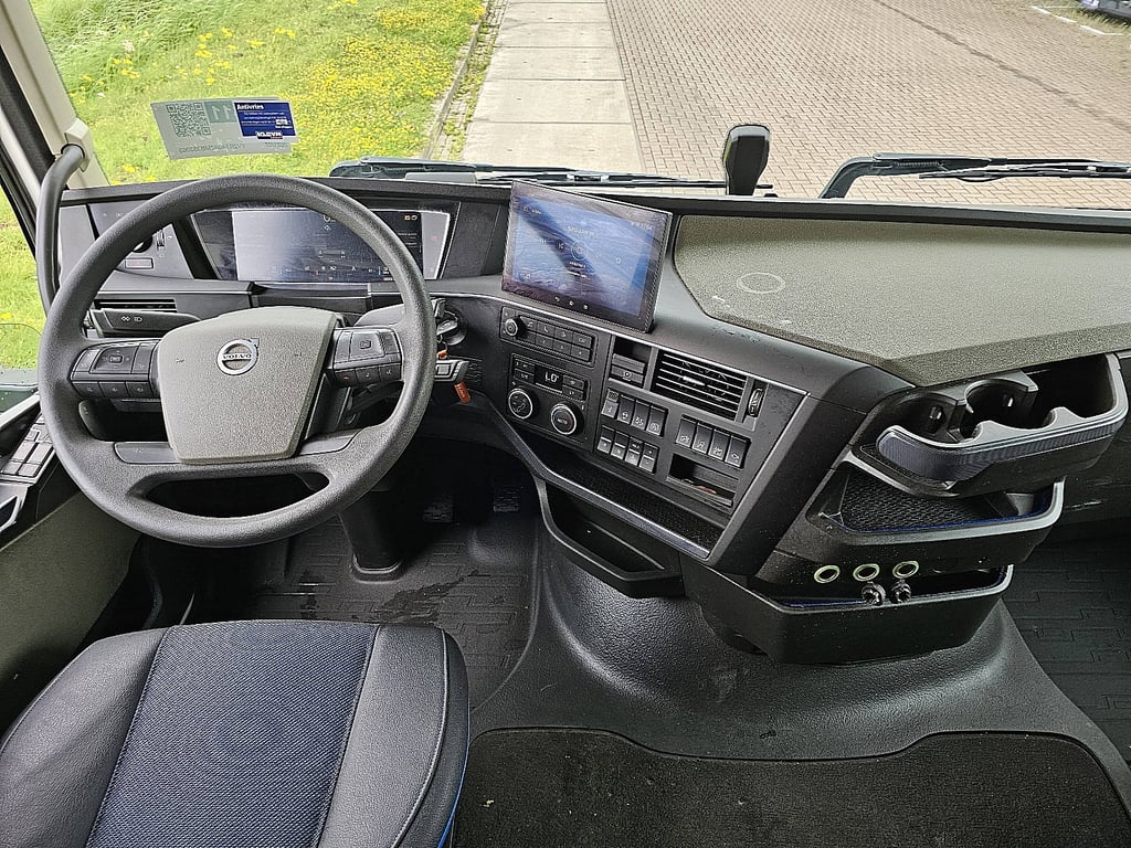 Heavy machinery product image - Image 8 of 15