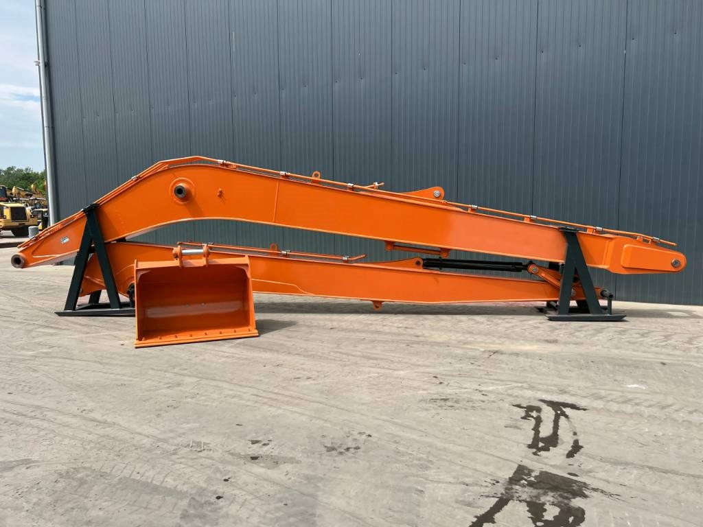 Hitachi ZX200 18m Set Long Reach Equipment 2025 904876 ZX200 18m Set Long Reach Equipment 2025 0 image 12
