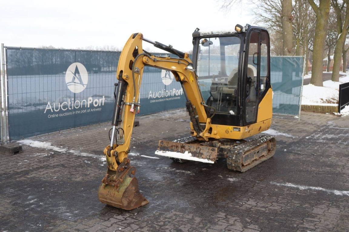 Mini excavator Caterpillar 301.7D Diesel 13.8kW 2018 2018 301.7D 2018 1 image 9