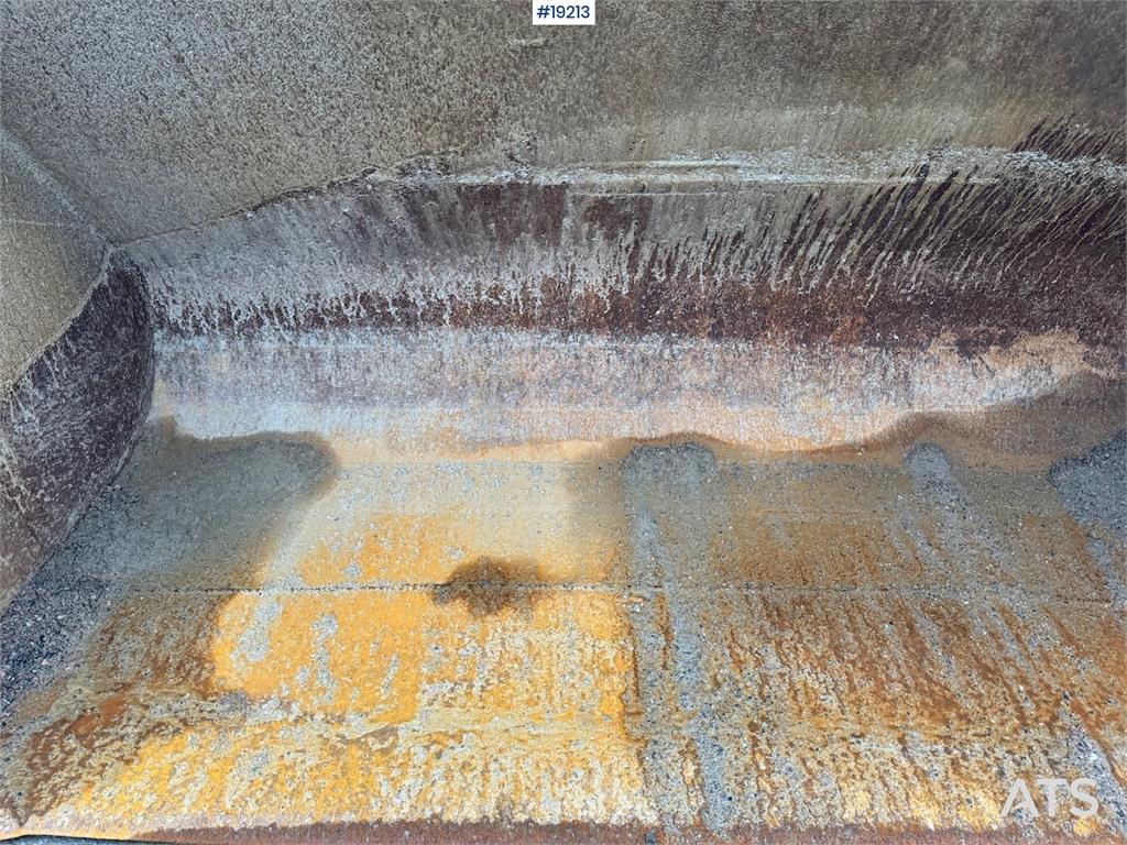 Heavy machinery product image - Image 10 of 15