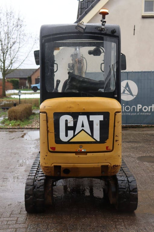 Mini excavator Caterpillar 302.4D Diesel 13kW 2016 2016 302.4D 2016 1 image 5