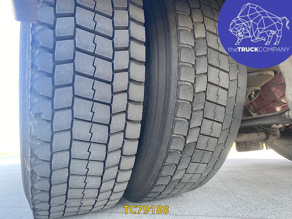 Volvo FM 330 2013 TC79188 FM 330 2013 1 image 4
