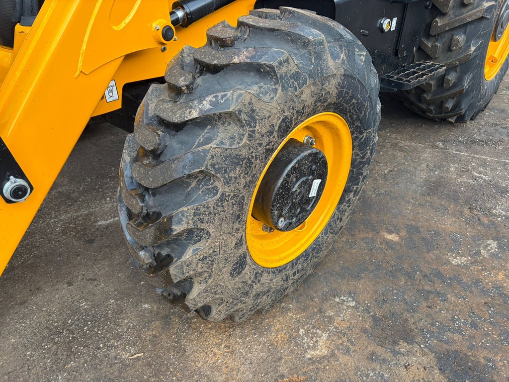 JCB 3DX (3CX) Plus 4x4 AC Cabin Hammerlines 2025 00033733 3DX (3CX) Plus 4x4 AC Cabin Hammerlines 2025 0 image 15