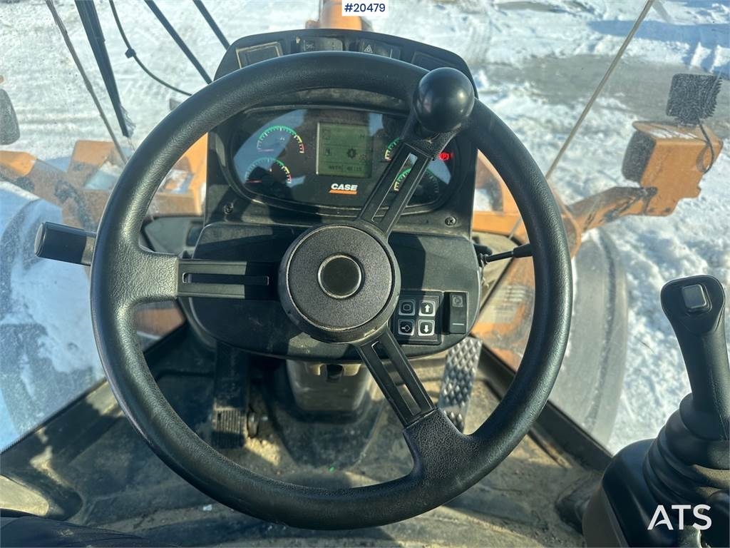 CASE 721E wheel loader w/ bucket. WATCH VIDEO. 2007 20479 721E wheel loader w/ bucket. WATCH VIDEO. 2007 1 Wheel Loaders i...