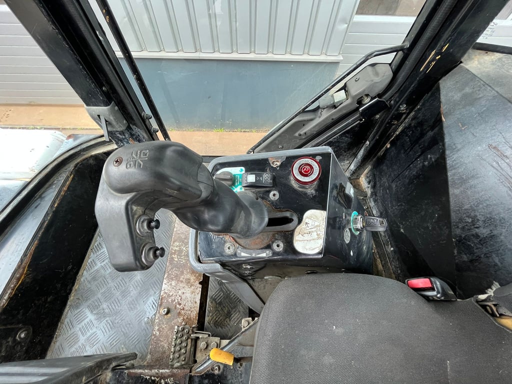 Caterpillar CB534D CE / EPA 2006 00032106 CB534D CE / EPA 2006 1 image 13