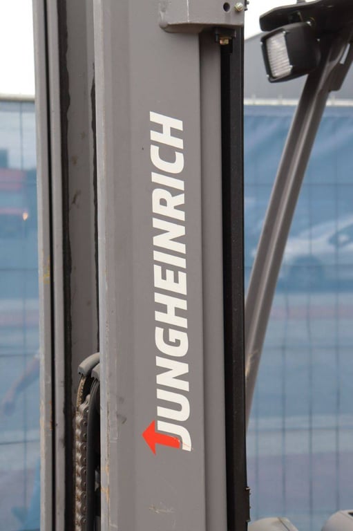 Heavy machinery product image - Image 12 of 15