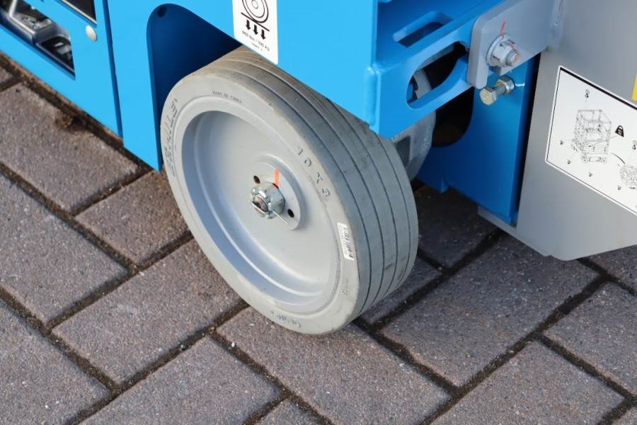 Genie GS1330M Valid inspection, *Guarantee! All-Electric 2021 GENIE - GS1330M - 60647 GS1330M Valid inspection, *Guarantee...