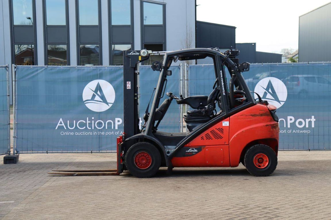 Forklift Linde H35T-02 LPG 2017 2017 H35T-02 2017 1 Forklift image 2