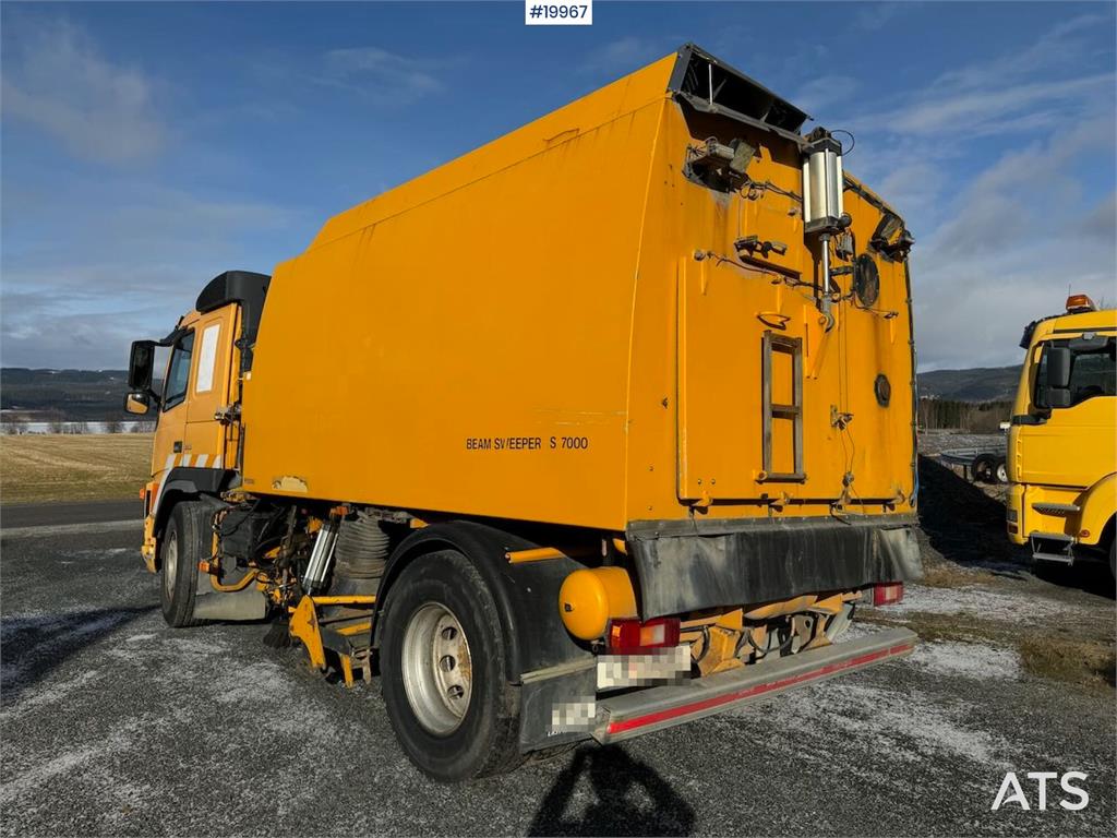 Heavy machinery product image - Image 3 of 15