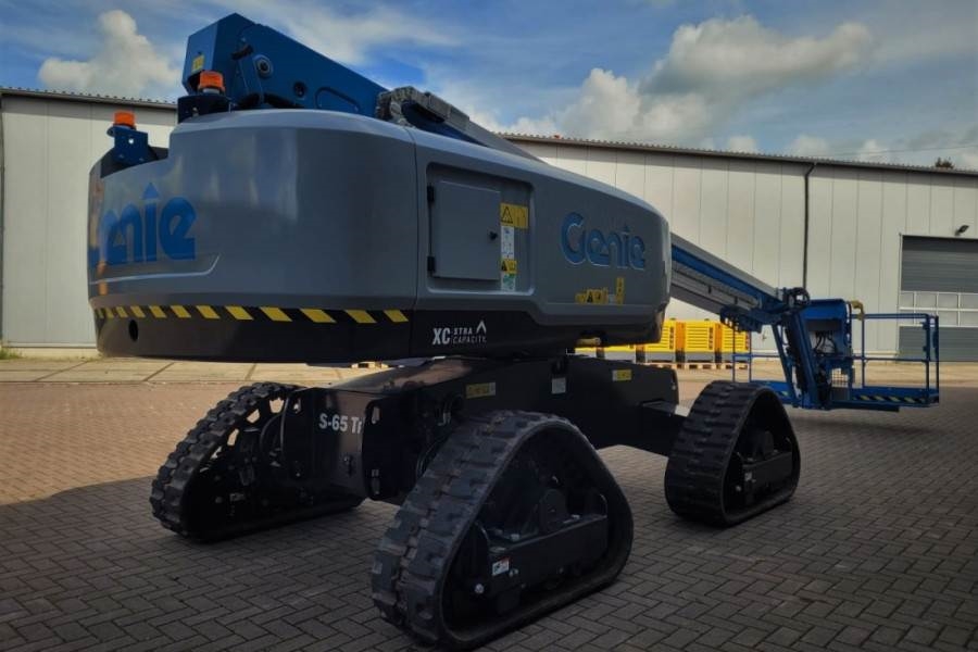 Genie S65XC Trax Valid inspection, *Guarantee! Diesel, 4 2023 GENIE - S65XC Trax - 62291 S65XC Trax Valid inspection, *Gua...