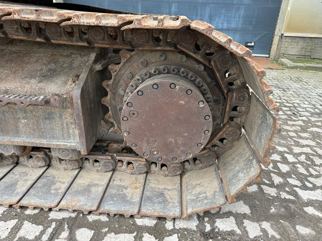 Caterpillar 335F L CR 2016 00032694 335F L CR 2016 1 image 10
