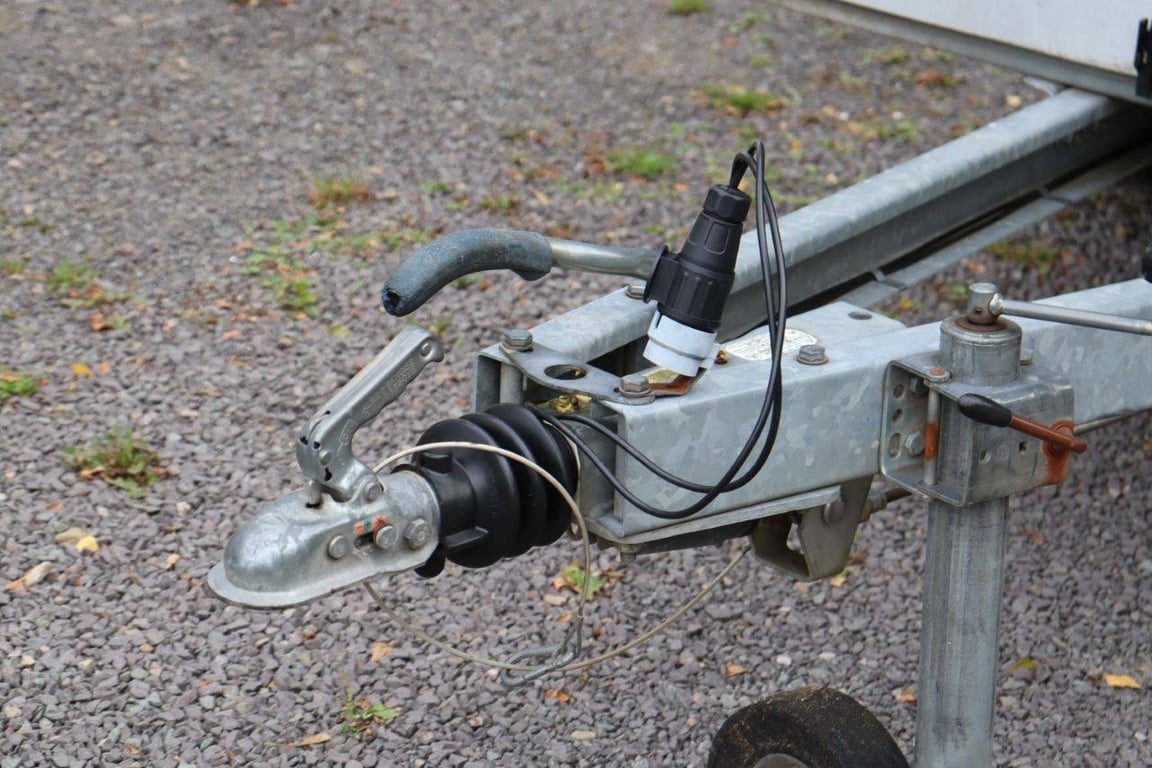 Closed trailer WM Meyer WM C100 2013 2013 WM WM C100 2013 1 image 12