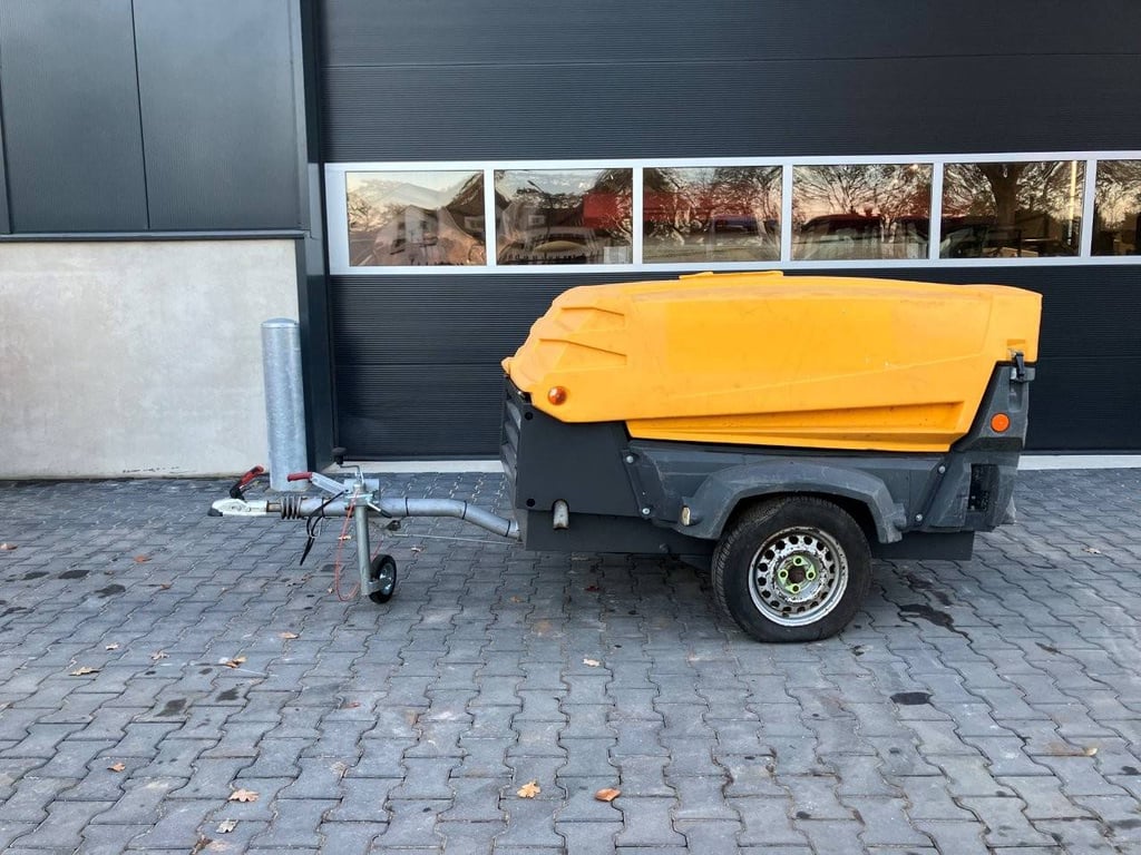 Compressor Atlas Copco QAS67KD Diesel 2011 2011 QAS67KD 2011 1 Compressors image 2