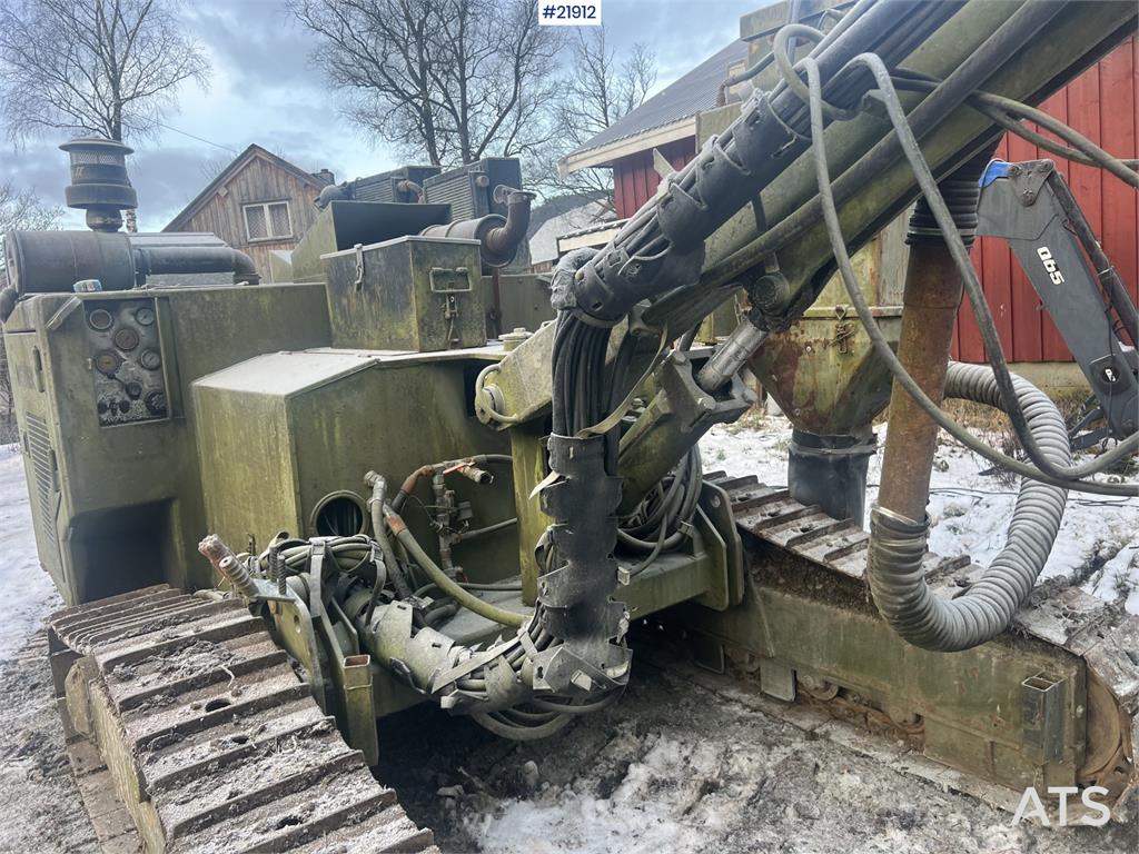 Nemek 503 TXI drilling rig w/ low hours for age 1996 21912 Nemek 503 TXI drilling rig w/ low hours for age 1996 1 image 13